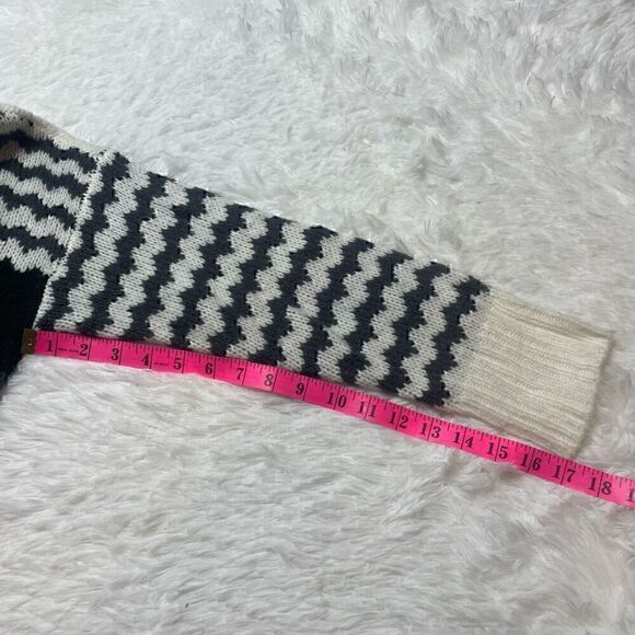 Aerie Knit Sweater Size Small Pullover Long Sleeve Wool Blend White Gray - Picture 9 of 10